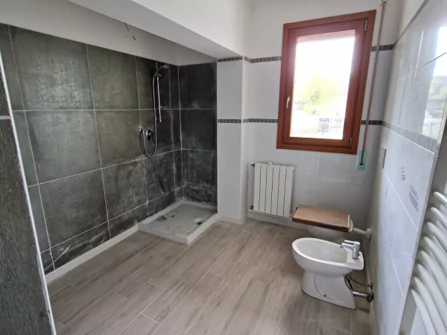 Immagine 19 di Appartamento in vendita  in Via del Bosco a Chioggia