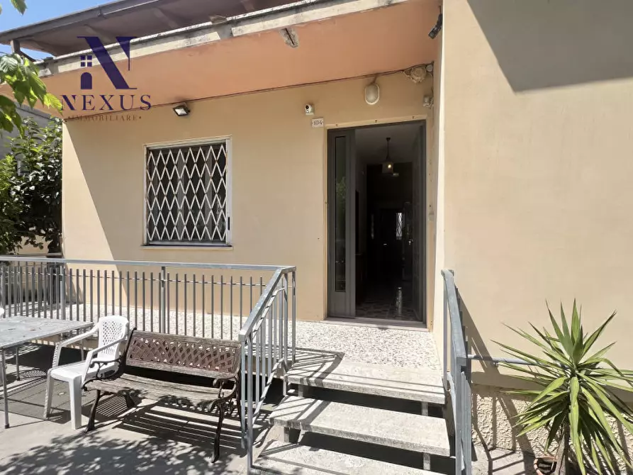 Immagine 6 di Casa indipendente in vendita  a Fano