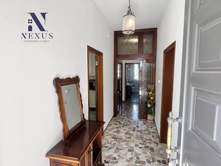 Immagine 9 di Casa indipendente in vendita  a Fano