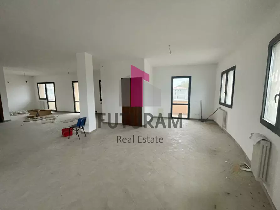 Immagine 4 di Ufficio in affitto  a Masera' Di Padova