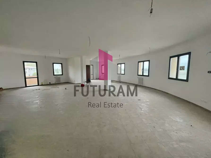 Immagine 7 di Ufficio in affitto  a Masera' Di Padova