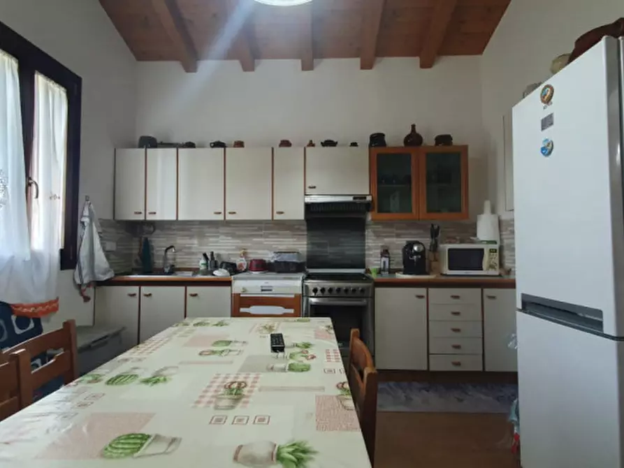 Immagine 9 di Villa in vendita  in VIA SAN MATTEO a Medolla