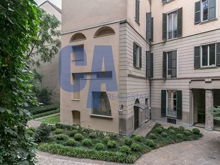 Immagine 7 di Ufficio in affitto  in PIAZZA CASTELLO a Milano