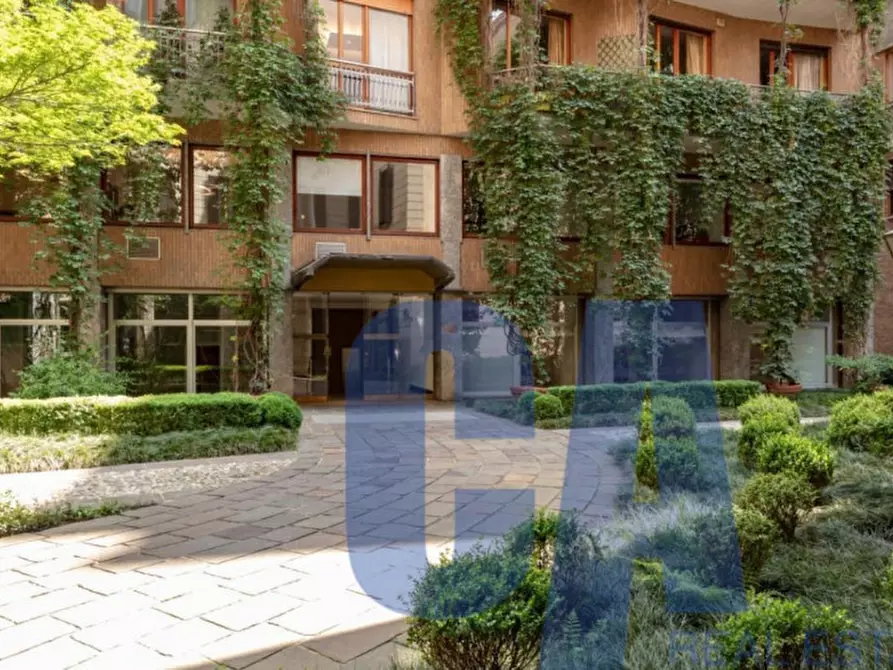 Immagine 10 di Ufficio in affitto  in PIAZZA CASTELLO a Milano