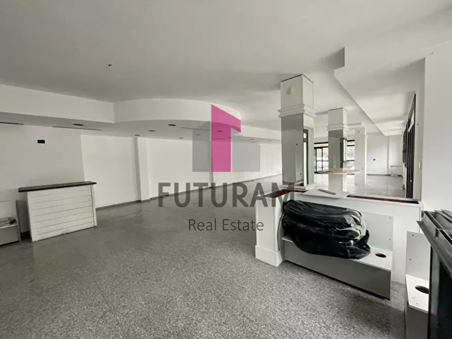 Immagine 4 di Negozio in affitto  in VIA ROMA 1 a Noventa Padovana