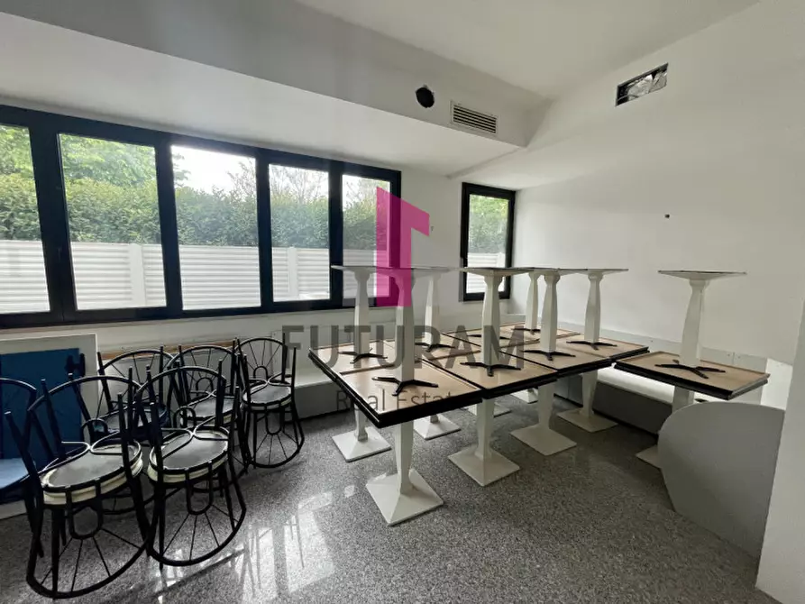 Immagine 9 di Negozio in affitto  in VIA ROMA 1 a Noventa Padovana