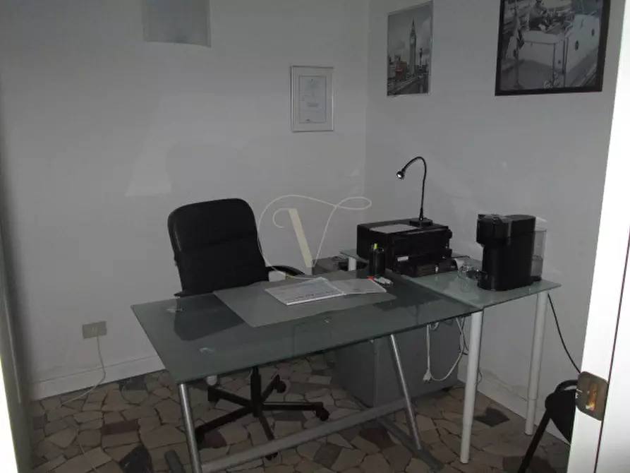 Immagine 4 di Negozio in affitto  in C.so SS. Felice e Fortunato a Vicenza