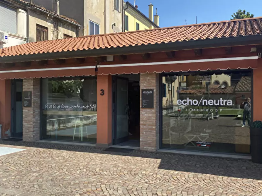 Immagine 5 di Negozio in vendita  in Piove di Sacco Piazzetta Carlo Rosso a Piove Di Sacco