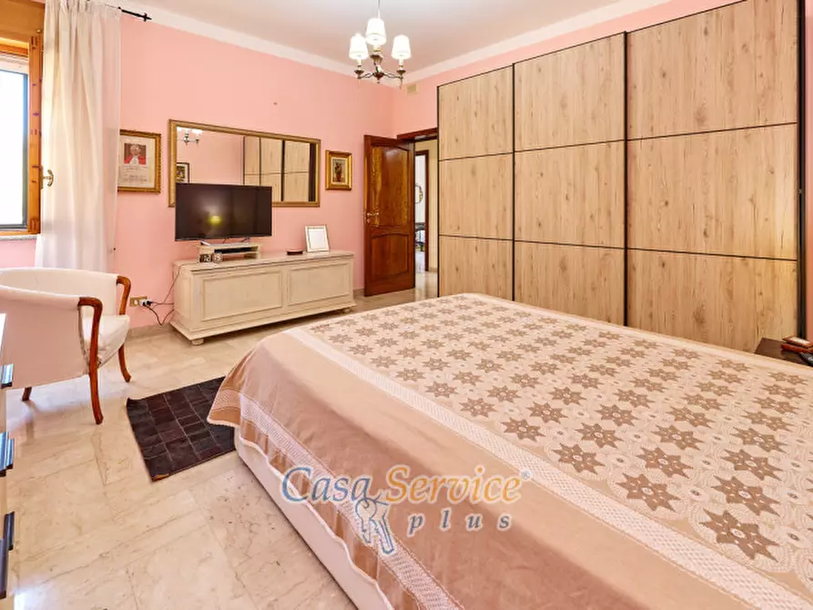 Immagine 28 di Villa in vendita  in Via fratelli Kennedy a Novoli