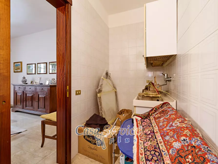 Immagine 30 di Villa in vendita  in Via fratelli Kennedy a Novoli