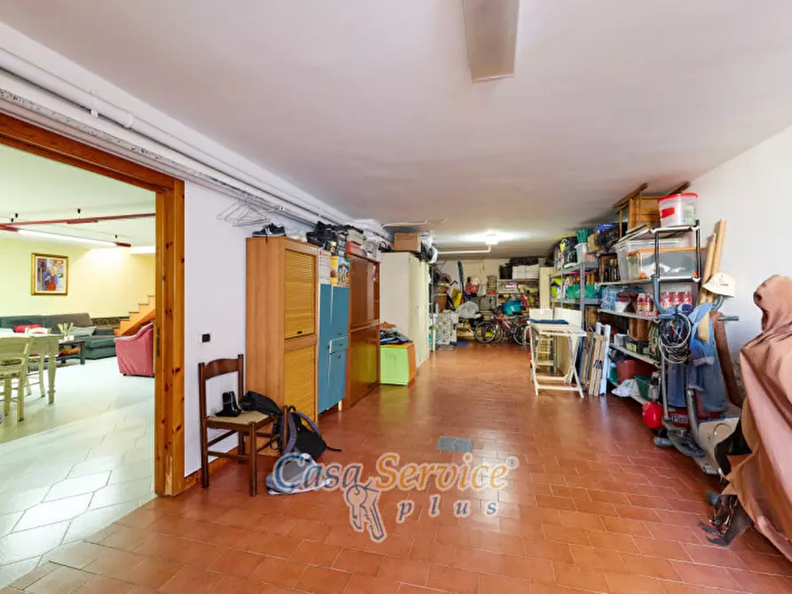 Immagine 33 di Villa in vendita  in Via fratelli Kennedy a Novoli