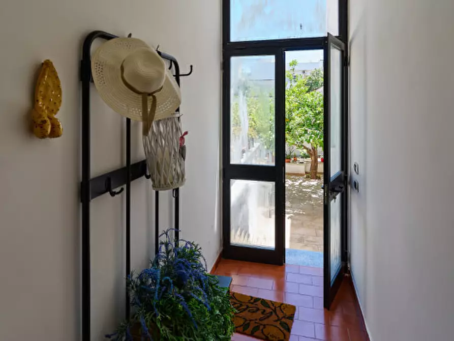 Immagine 61 di Villa in vendita  in Via fratelli Kennedy a Novoli