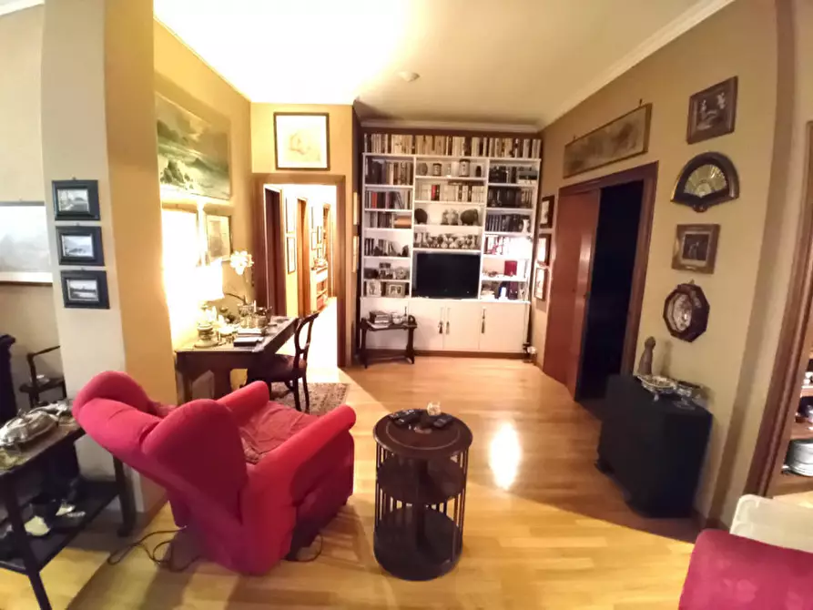 Immagine 3 di Appartamento in vendita  in Via Fedele Lampertico a Roma