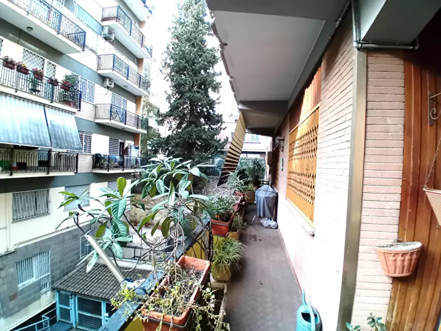 Immagine 34 di Appartamento in vendita  in Via Fedele Lampertico a Roma