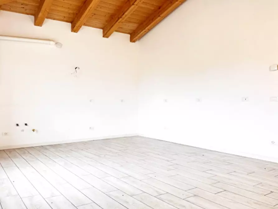 Immagine 6 di Appartamento in vendita  a Cortemaggiore