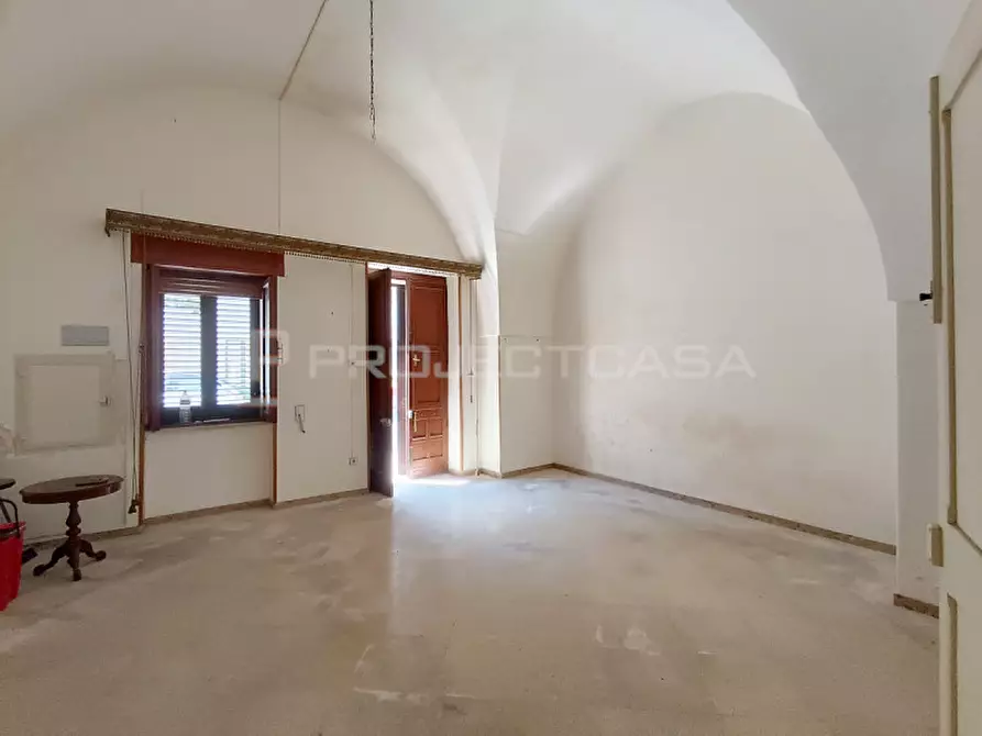 Immagine 1 di Casa indipendente in vendita  in Viale Raimondello Orsini 137 a Soleto