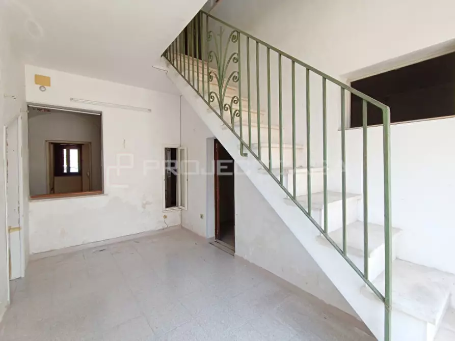 Immagine 15 di Casa indipendente in vendita  in Viale Raimondello Orsini 137 a Soleto
