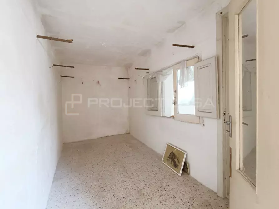 Immagine 17 di Casa indipendente in vendita  in Viale Raimondello Orsini 137 a Soleto