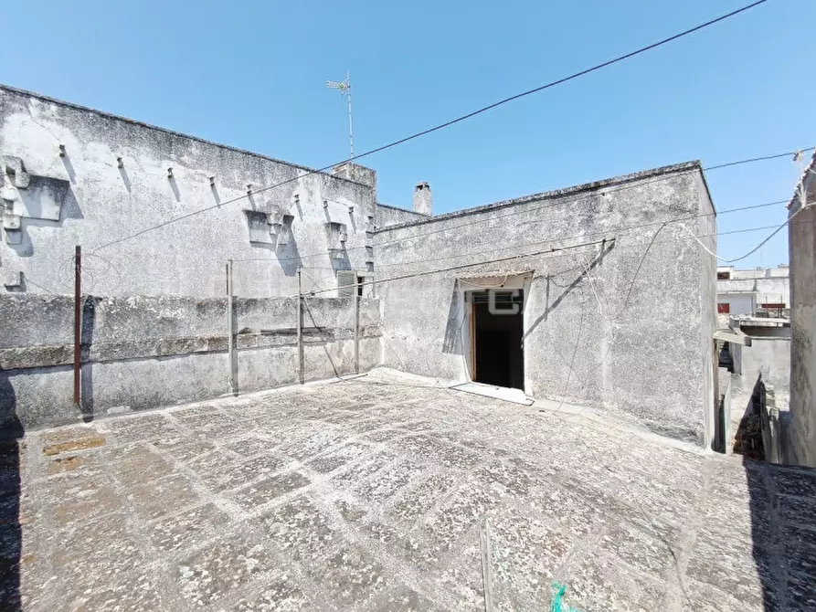 Immagine 21 di Casa indipendente in vendita  in Viale Raimondello Orsini 137 a Soleto