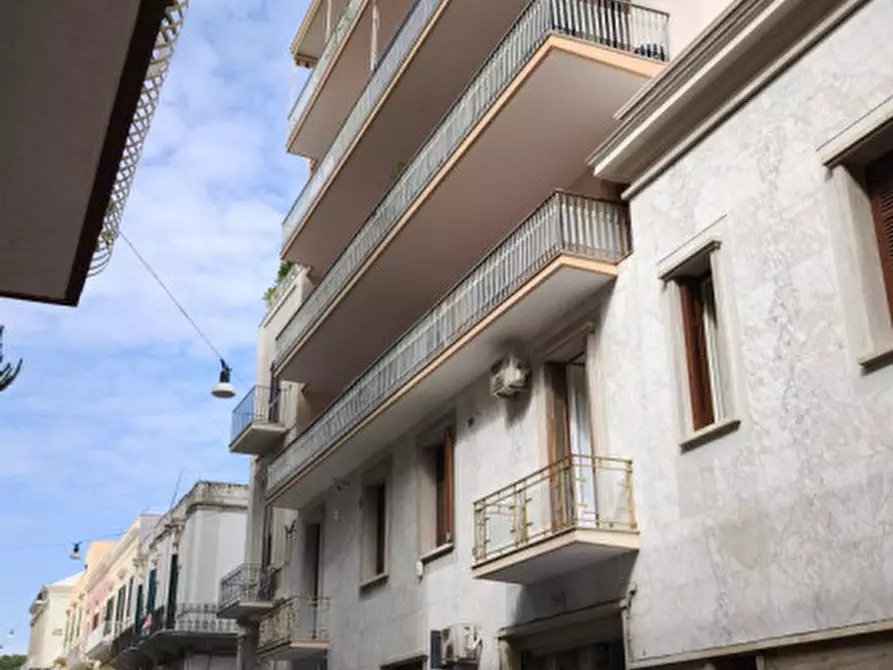 Immagine 3 di Appartamento in vendita  in Corso Umberto 1 a Monopoli