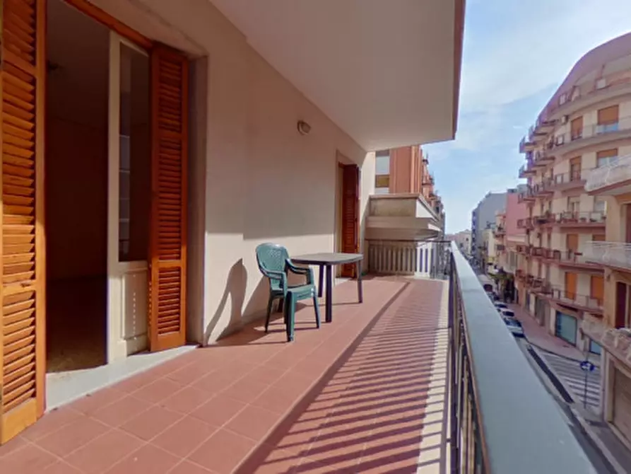 Immagine 10 di Appartamento in vendita  in Corso Umberto 1 a Monopoli