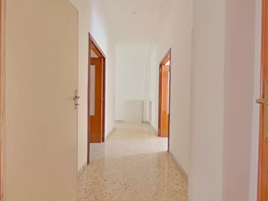 Immagine 12 di Appartamento in vendita  in Corso Umberto 1 a Monopoli