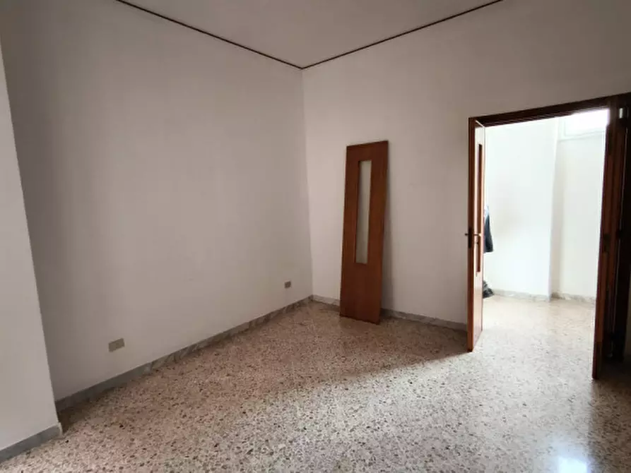 Immagine 25 di Appartamento in vendita  in Corso Umberto 1 a Monopoli