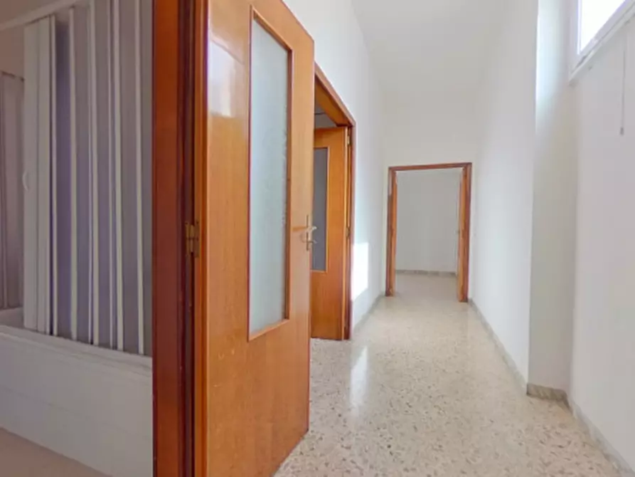 Immagine 26 di Appartamento in vendita  in Corso Umberto 1 a Monopoli