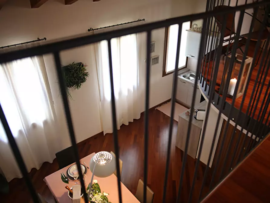 Immagine 13 di Palazzo in vendita  in viale dei tigli, a Rosà
