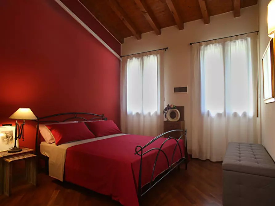 Immagine 16 di Palazzo in vendita  in viale dei tigli, a Rosà