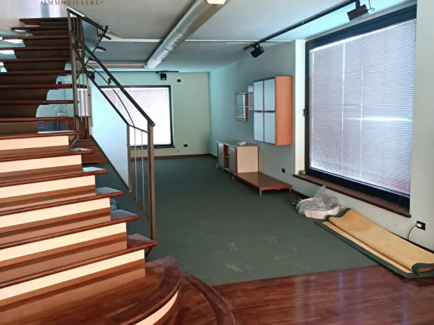 Immagine 2 di Capannone industriale in vendita  in Via VII Strada 16 a Fano