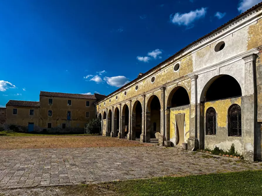 Immagine 10 di Rustico / casale in vendita  in Via Anna Frank a Solesino