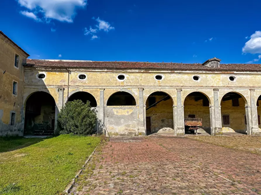 Immagine 26 di Rustico / casale in vendita  in Via Anna Frank a Solesino
