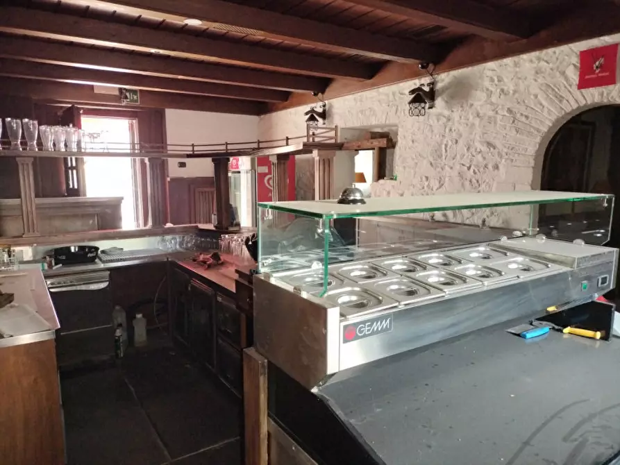 Immagine 4 di Negozio in vendita  in Via John Fitzgerald Kennedy - John-Fitzgerald-Kennedy-Straße a Laives .Leifers.