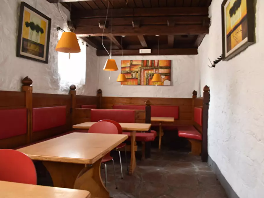 Immagine 9 di Negozio in vendita  in Via John Fitzgerald Kennedy - John-Fitzgerald-Kennedy-Straße a Laives .Leifers.