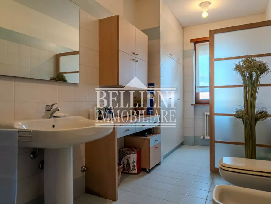 Immagine 11 di Appartamento in vendita  in Via Cimone a Vicenza