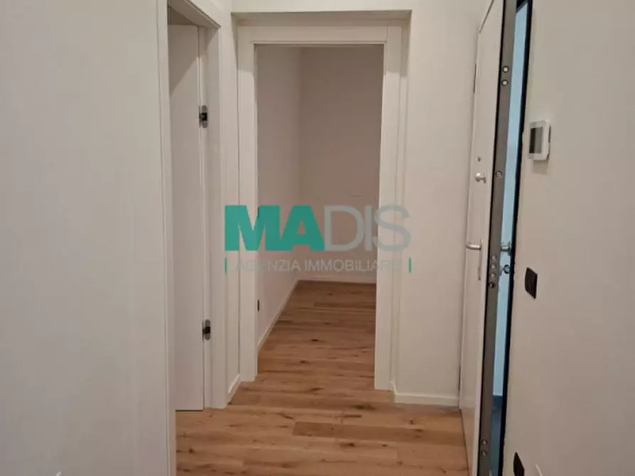 Immagine 5 di Appartamento in vendita  a Prato