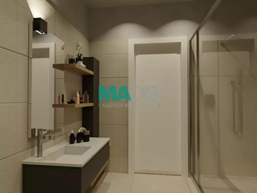 Immagine 15 di Appartamento in vendita  a Prato