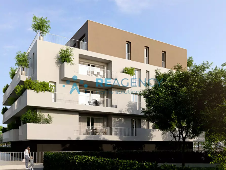 Immagine 3 di Attico in vendita  in Via Fogazzaro a Creazzo