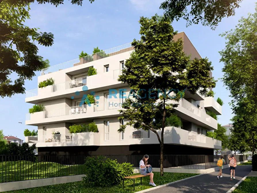 Immagine 5 di Attico in vendita  in Via Fogazzaro a Creazzo