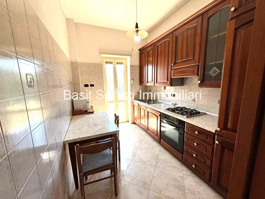 Immagine 13 di Appartamento in vendita  in Via della Casetta Mattei a Roma