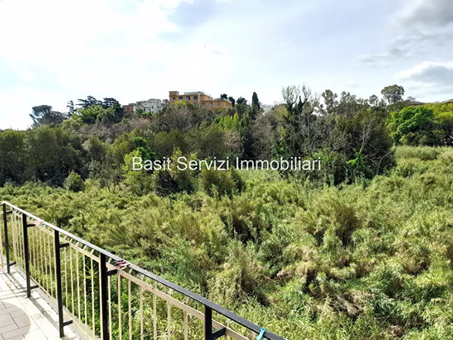 Immagine 27 di Appartamento in vendita  in Via della Casetta Mattei a Roma