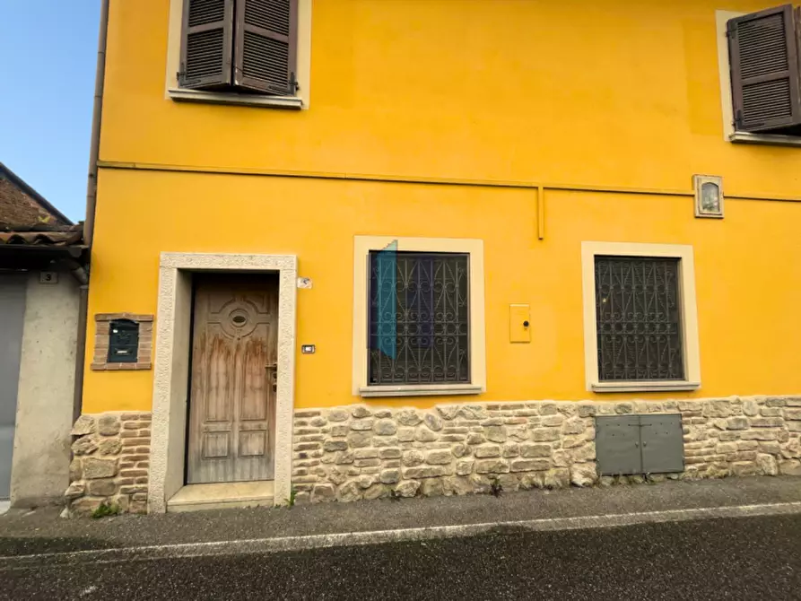 Immagine 2 di Casa indipendente in vendita  in Via Alessandro Manzoni 5 a Castrezzato