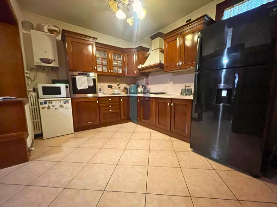 Immagine 6 di Casa indipendente in vendita  in Via Alessandro Manzoni 5 a Castrezzato