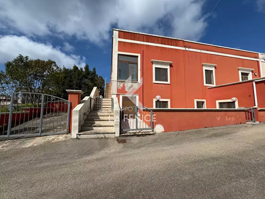 Immagine 2 di Villa in vendita  in Str. San Paolo 380 a Martina Franca