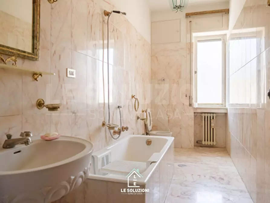 Immagine 32 di Appartamento in vendita  in via margherita di savoia 93 a Putignano