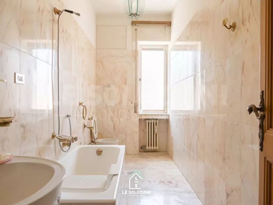 Immagine 33 di Appartamento in vendita  in via margherita di savoia 93 a Putignano