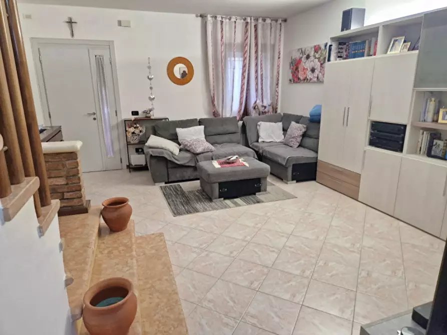 Immagine 1 di Villetta a schiera in vendita  in Via Ronchi a Cologna Veneta