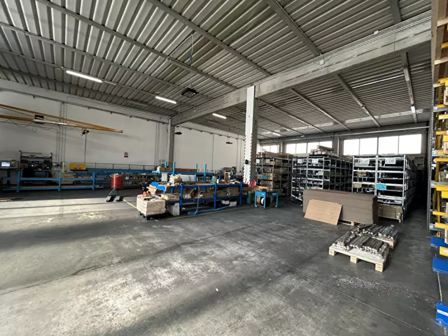 Immagine 5 di Capannone industriale in affitto  in Via Antonio Meucci a Selvazzano Dentro