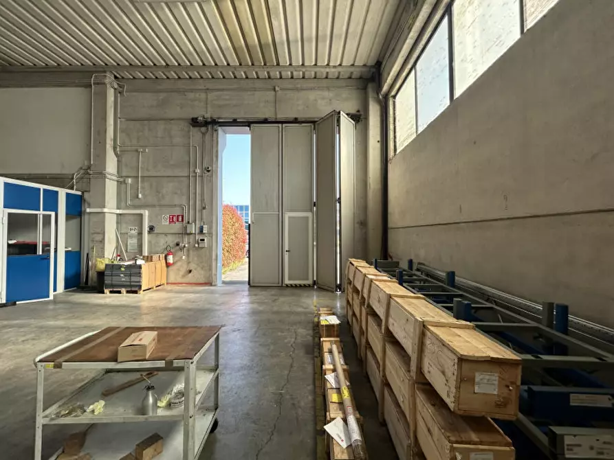 Immagine 6 di Capannone industriale in affitto  in Via Antonio Meucci a Selvazzano Dentro